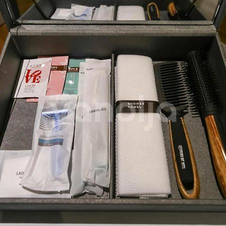 Pohang Brown Dot Hotel Екстер'єр фото