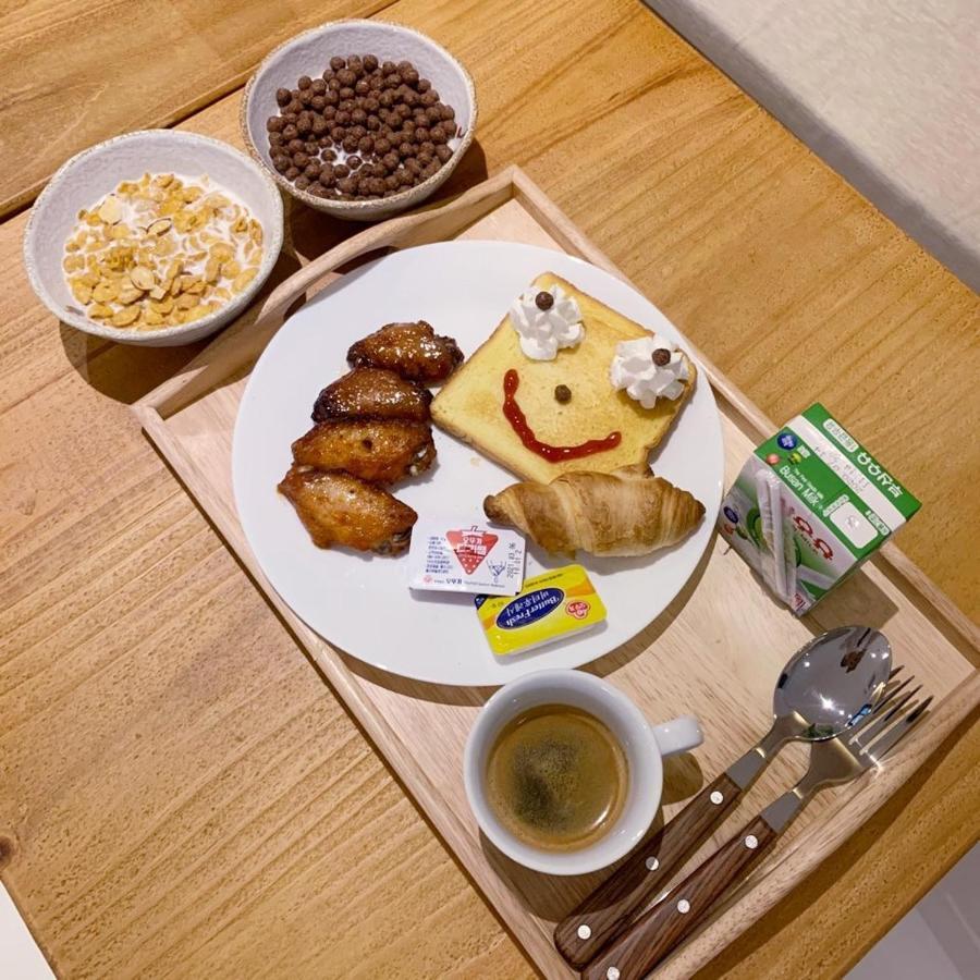 Pohang Brown Dot Hotel Екстер'єр фото
